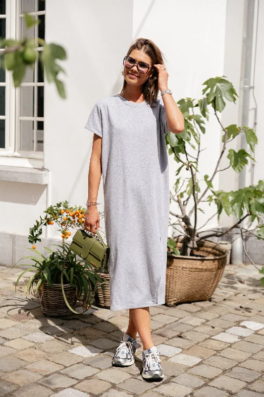 Daphne t-shirt dress grey-- Beaded Sequined Faux Fur