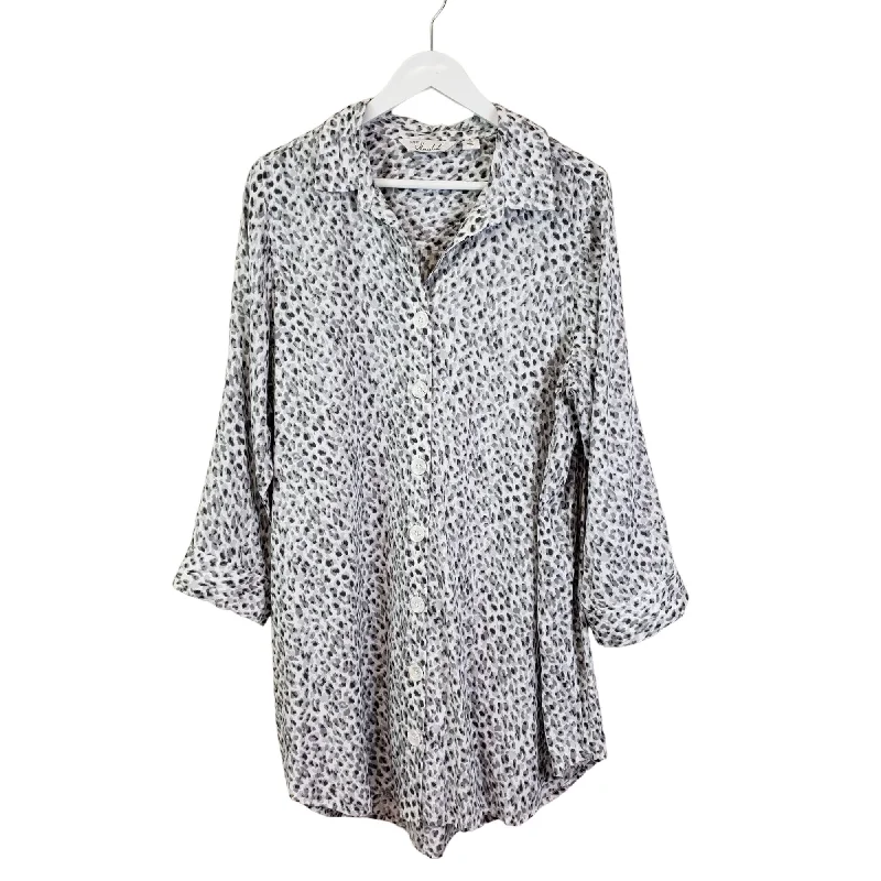 Cafe Marrakesh Leopard Print Button Down Shirt Size 1X-- Front Pockets Side Pockets Patch Pockets