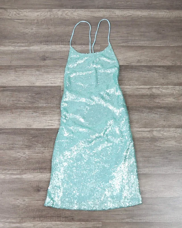 Motel - Heidi Backless Fishscale Sequin Slip Dress in Peppermint Maxi Flowy Bohemian
