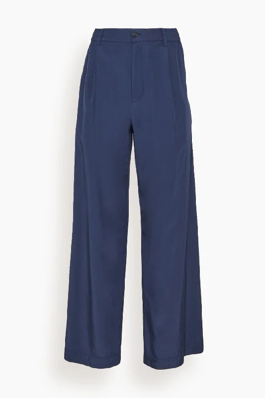 Sydnie Pleated Pant in Midnight Classic Straight-Leg Pants