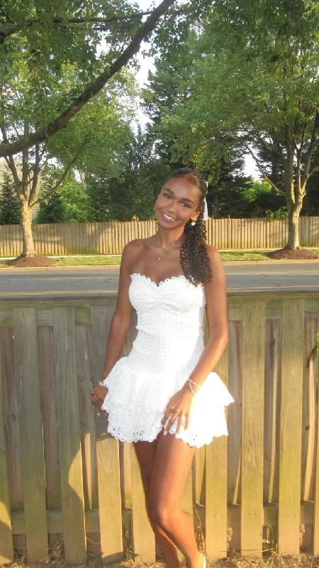 White Sweetheart A-Line Short Party Dress Homecoming Dress MD7315 Off-the-shoulder Bohemian Festive