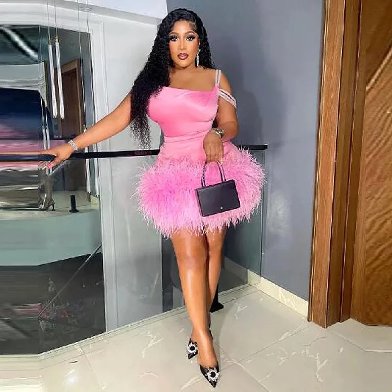 Pink Feathers Short Cocktail Dresses With Spaghetti Straps Yong Girls Party Dress Black Girls African Prom Gowns Tunics Chic elegant