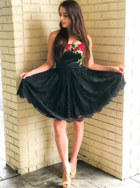 Strapless Black Lace Homecoming Party Dress With Floral Embroidery OM526 Boat Neckline Classic