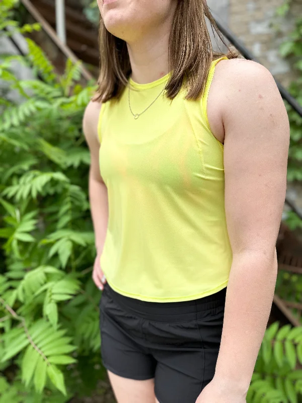 Sculpt Cropped Tank black tank top