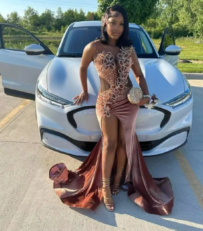 Customized Light Brown Elegant Cocktail Dress Glitter Pearl Applique Decoration Party Dresses Black Girls Sexy Side Slit Dresses Tunics Modern contemporary