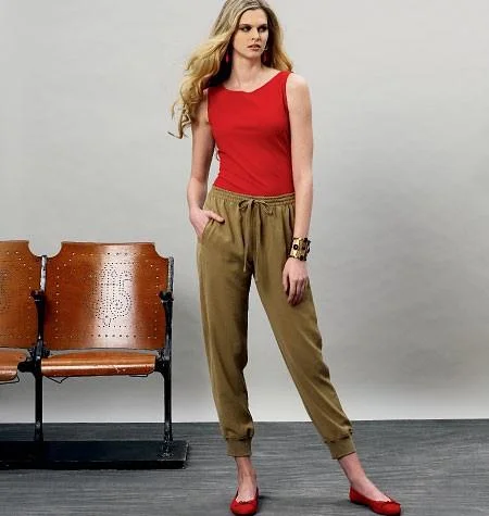 Vogue Pattern V8909 Misses' Pants Fashionable Button-Up Pants