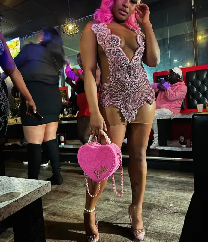 Pink O Neck Short Prom Dresses for Black Girls Beaded Crystal Birthday Party Dress Diamond Mini Cocktail Mermaid Homecoming Tunics Stylish elegant