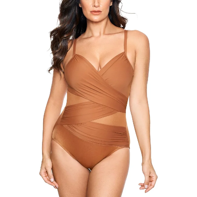 Miraclesuit Womens Mystique Slimming Underwire One-Piece Swimsuit Tropical Print One-Piece
